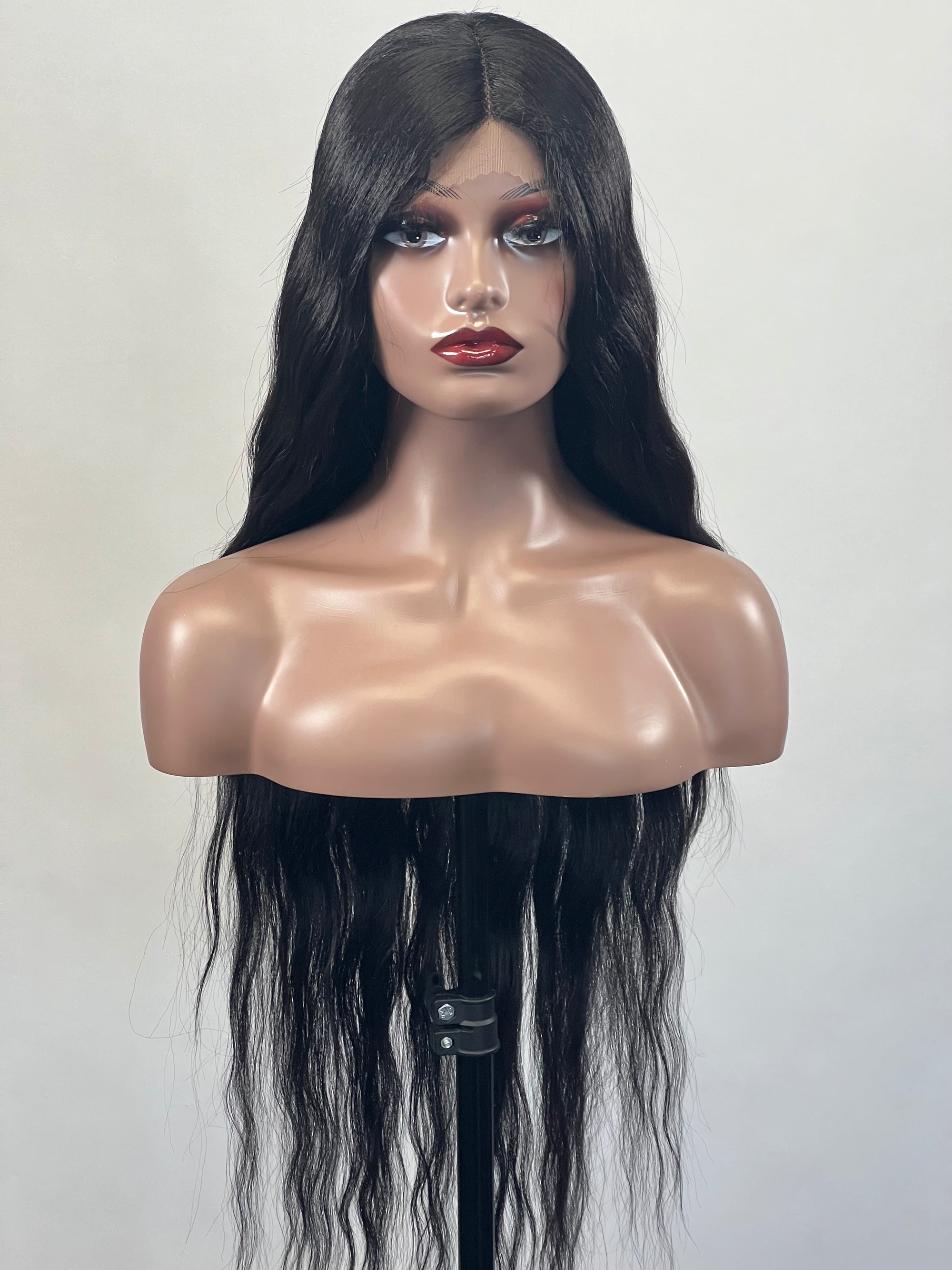 Mane Concept Red Carpet Edge &nbsp;HD Lace Front perruque - &nbsp;LEONA