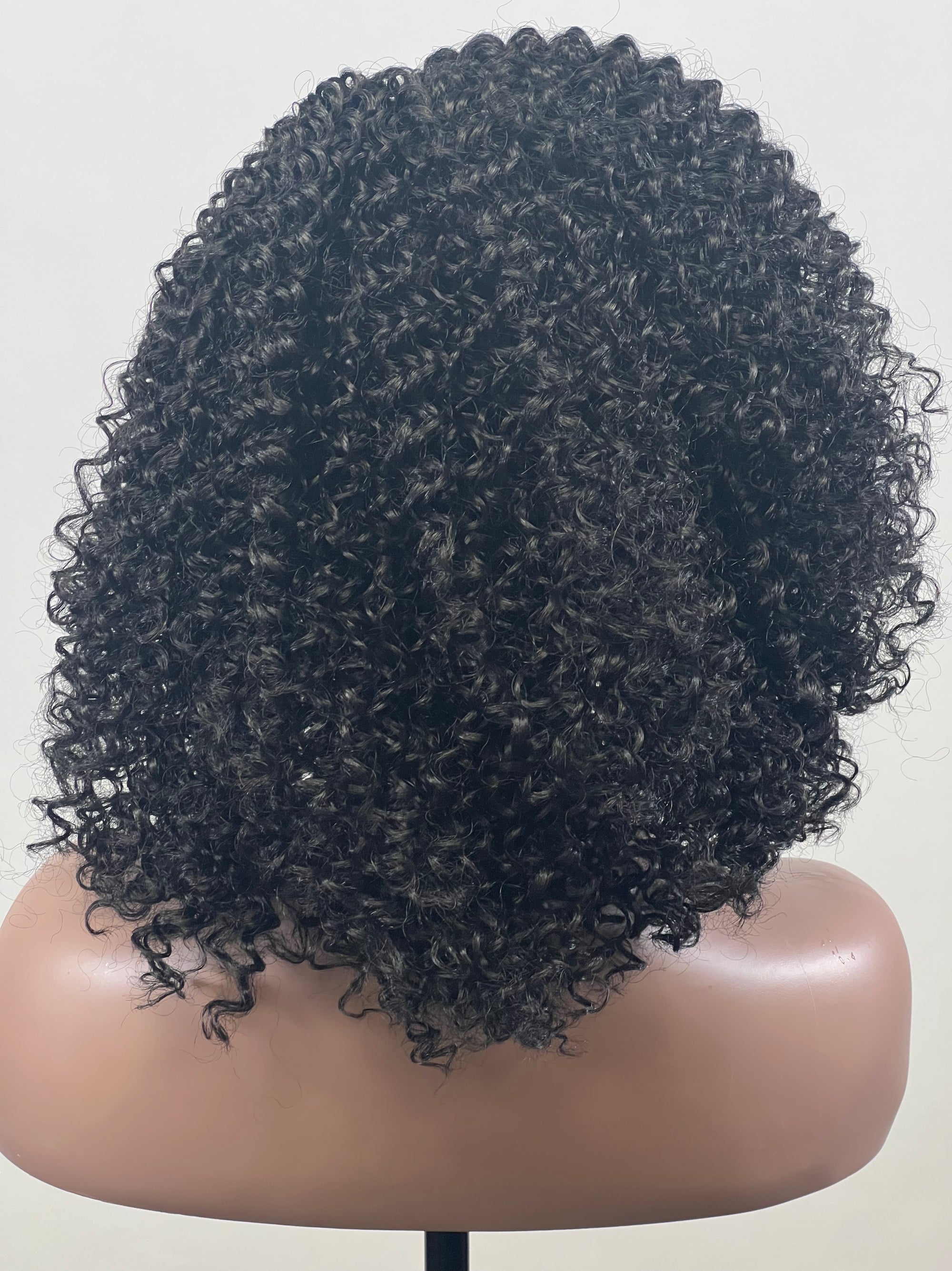 BIJOUX perruque CURLZ 14" (HD Lace Front)