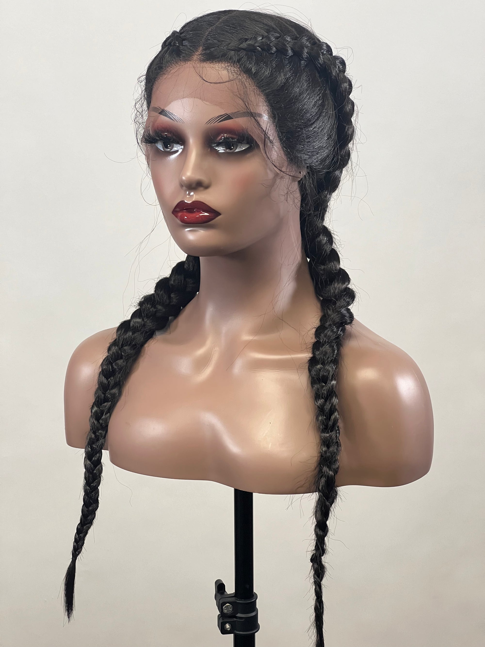 LACE FRONT WIG TRESSÉE DOUBLE DUTCH BRAID 24'. Marque: Bijoux .